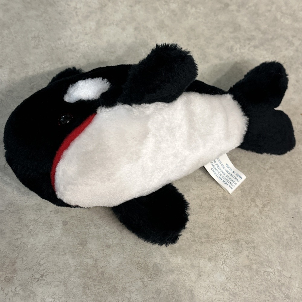 Vintage Sea World Shamu Killer Whale Orca Plush Stuffed Animal Toy 1987 W/ Tag - Picture 3 of 6